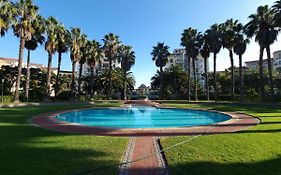 Island Club By Smart City Stays